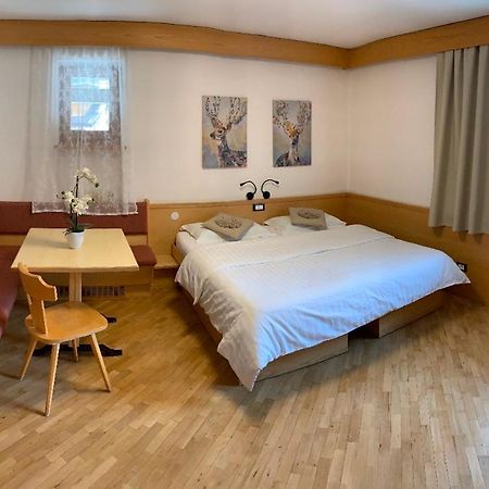 Bed & Breakfast Garni Tobia Campitello di Fassa Exterior foto