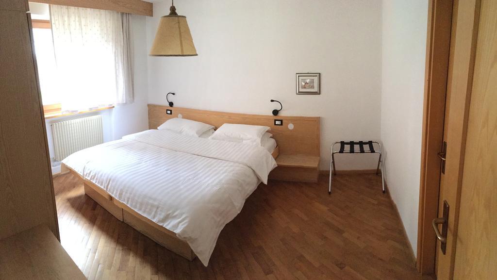 Bed & Breakfast Garni Tobia Campitello di Fassa Exterior foto